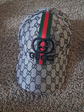 Gucci Men's GG Monogram Baseball Cap - Gray with Red & Green Stripe
